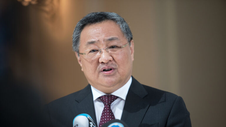 【中國一分鐘】傅聰不反對烏克蘭收回克里米亞 毛寧尷尬回應