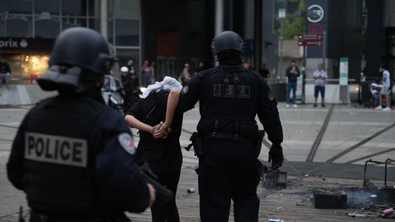 法國暴力抗議延至第二夜 警方抓捕180人