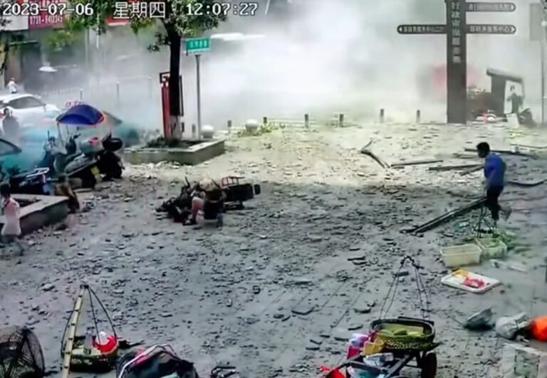 湖南32層高樓外牆脫落 畫面堪比爆炸現場（視頻）