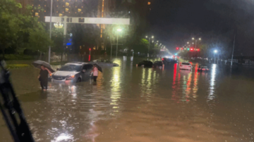 惡劣天氣持續 成都徐州運城等多市遭遇大暴雨