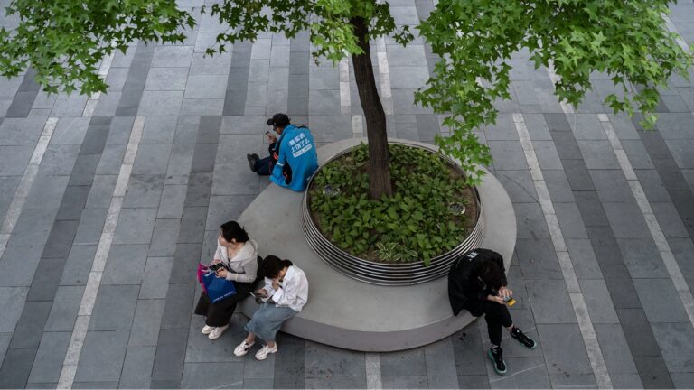 美媒：中國經濟是紙老虎