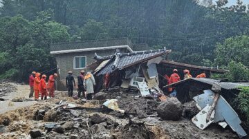 暴雨襲擊韓國 山體滑坡隧道灌水 至少40人遇難