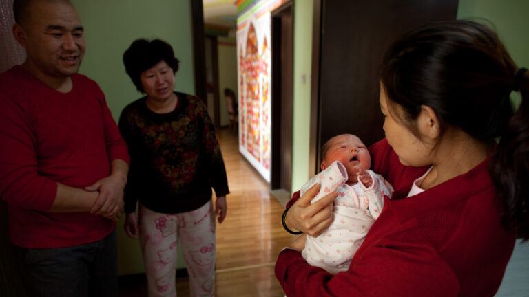 中國人口危機 湖南株洲給未婚媽媽發生育津貼
