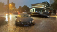 杭州大暴雨 電梯變瀑布 橋洞積水嚴重淹沒車輛（視頻）
