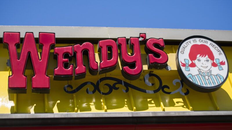 Wendy's 快餐店 接受英國學生指正 知錯改之