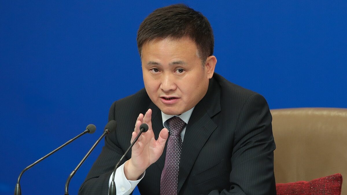 【禁闻】潘功胜党政一肩挑 政治可靠度或带来危机