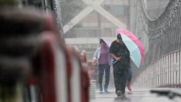 杜苏芮风雨威胁 林右昌吁中南部离岛警戒