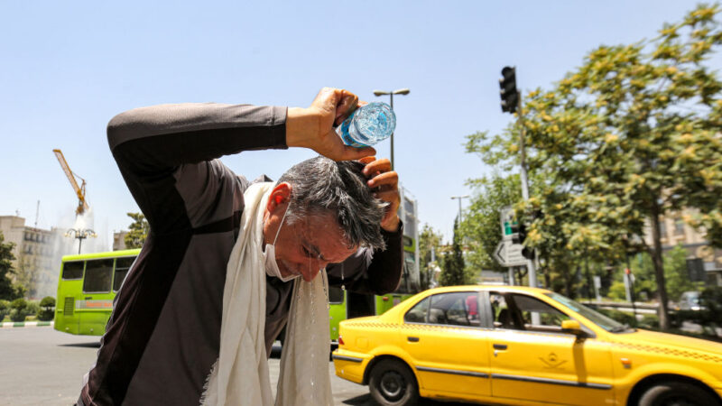 伊朗多城飆破攝氏40度 全國放假2天