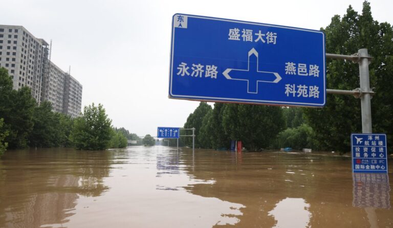 涿州災民：水深3米才通知撤離 物資領不到（視頻）