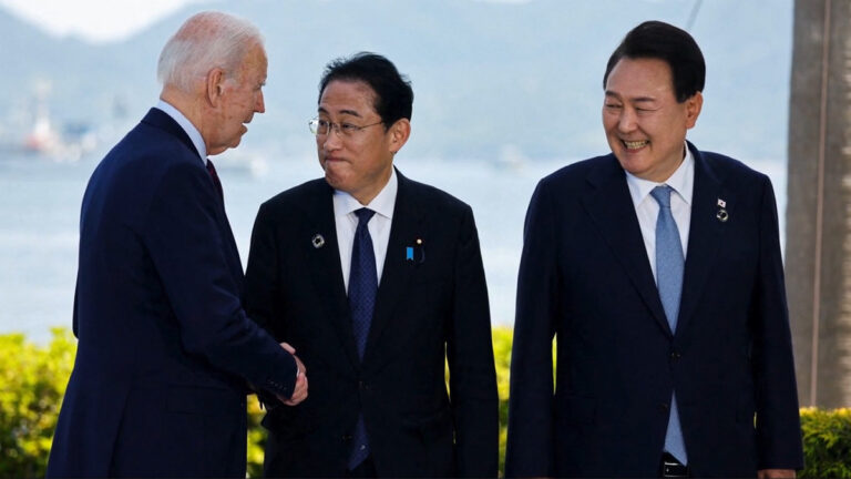 【禁聞】對抗中朝 美日韓峰會開啟合作新里程