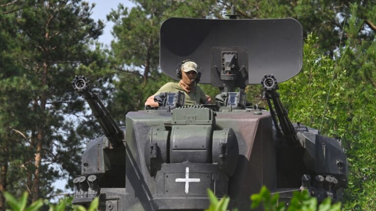 世界第一次無人機戰爭 烏培訓軍事技術人才