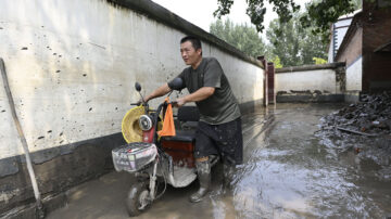 涿州救援物資不翼而飛 災民餓慘