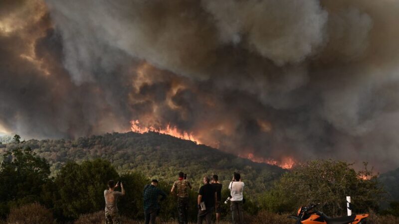野火連燒9天 希臘當局下令更多民眾撤離家園