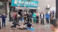 西安男當街砍殺一對男女 視頻瘋傳（視頻）