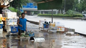 世纪大洪水 香港政府无能引爆民怨