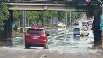 嘉義暴雨2人車內遇難 縣長緊急返台視察