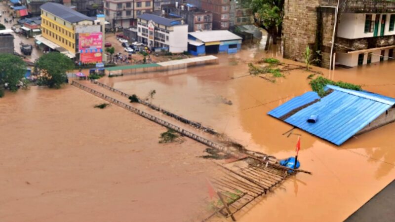 【中国新闻快报】广西遇暴雨 洪水淹至二楼 至少7人遇难