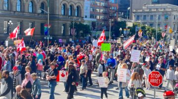 加拿大百万大游行 谴责激进性别意识形态