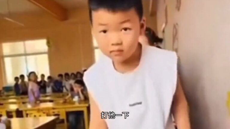 江蘇幼師吼罵孩童 逼迫假笑擺拍（視頻）