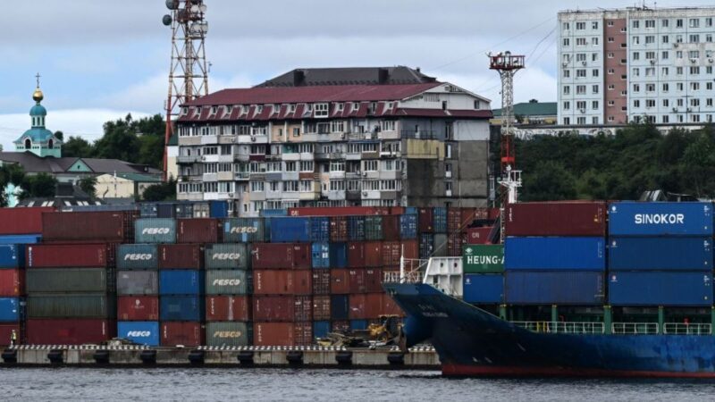 德研究報告：俄碼頭有15萬個來自中國的集裝箱