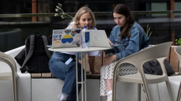 美國信用分數至關重要 及早規劃減輕負擔