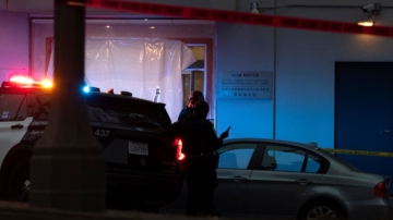 旧金山警方视频 曝击毙撞中领馆嫌犯过程