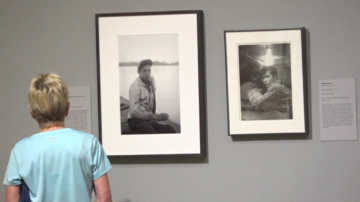 两位知名摄影师作品展 呈现1955年美国社会