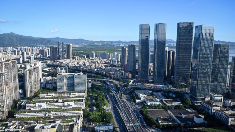 中國地方財政吃緊 深圳教師斷崖式降薪