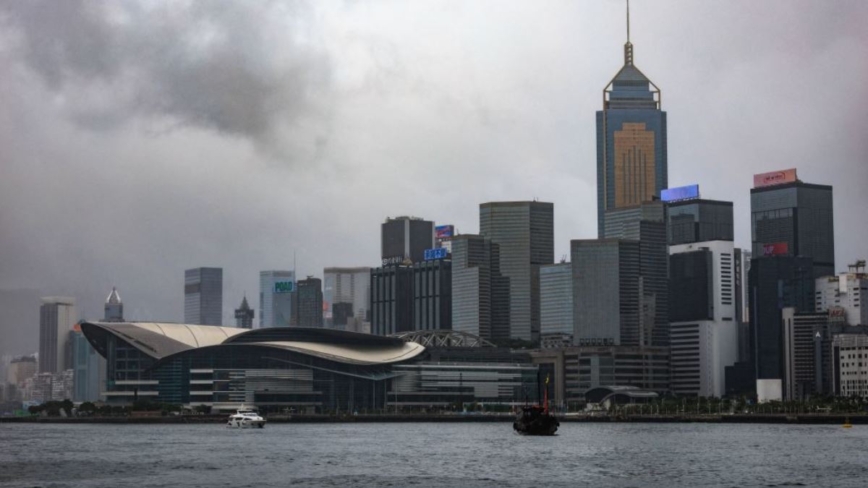 華日：跨國銀行投資公司科企正從香港大撤退