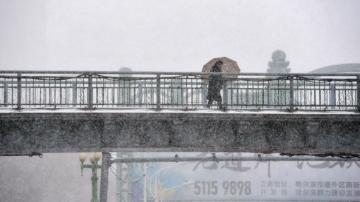 黑龙江现“雷打雪” 民间预言不祥之兆（视频）