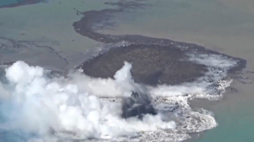 海底火山噴發 日本竟意外添新島