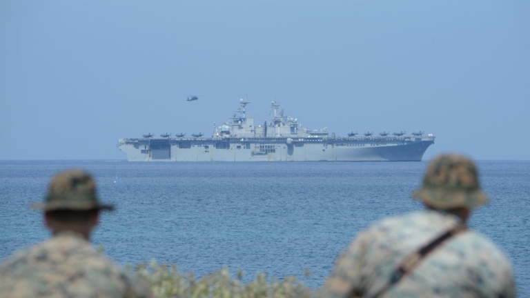 【新聞週刊】反制中共 美軍雙航母聯手日韓菲南海軍演