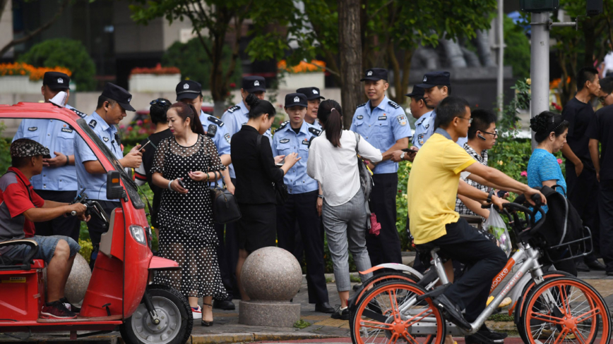 P2P清零三年 中国各地维权不断