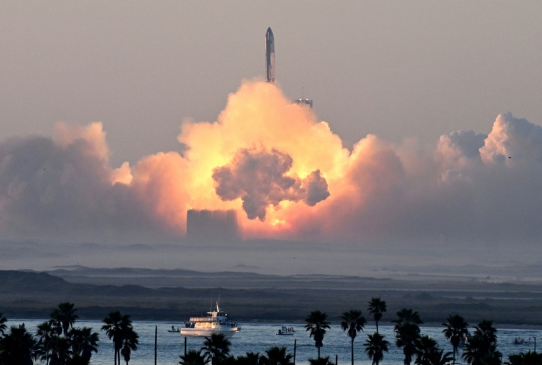 SpaceX星際飛船進入太空後失聯 宣告失敗
