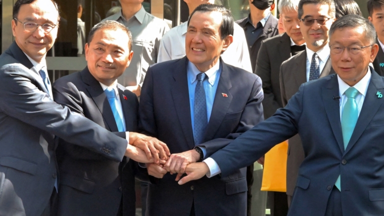 「藍白郭」有望整合？ 中共加大對台軍事騷擾