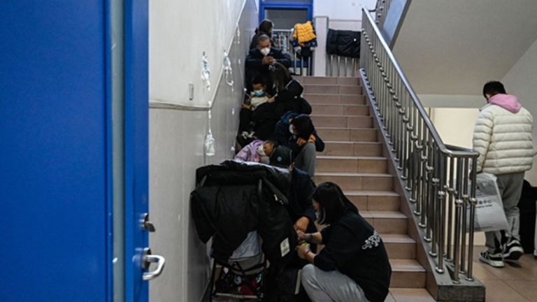 疫情席捲中國 當局躺平掩蓋 黨媒承認無特效藥