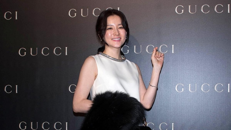 與女兒一起追星 李英愛聽TXT的歌還去演唱會