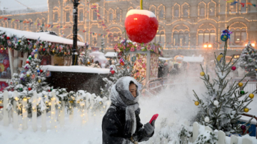 百年罕见 强降雪袭击俄罗斯 气温骤降