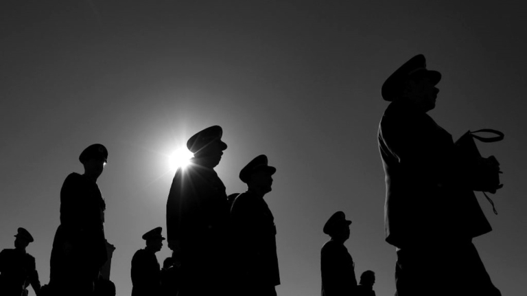 周曉輝：抓了七個假「軍委部長」 為何難阻後來人