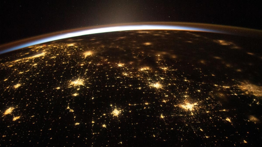 從太空中看地球日出 NASA分享美照
