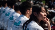 【禁聞】香港社運人士周庭棄保流亡  國際關注