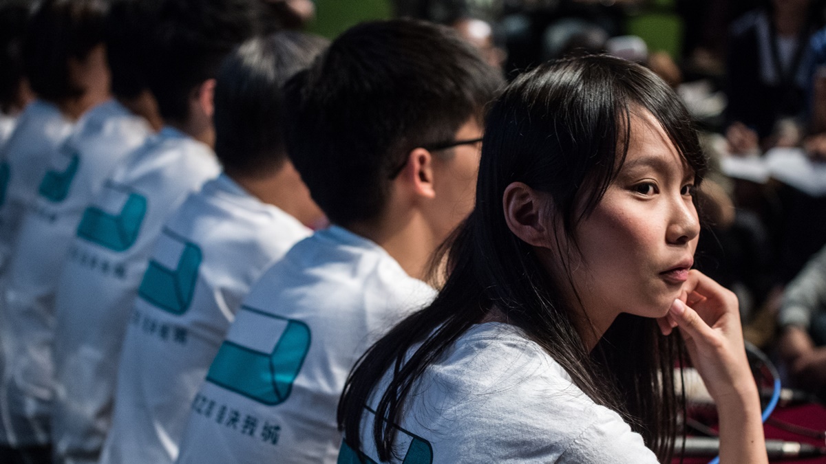 【禁闻】香港社运人士周庭弃保流亡 国际关注