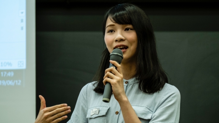 周庭揭中共迫害內幕 民主人士籲聲援在港手足