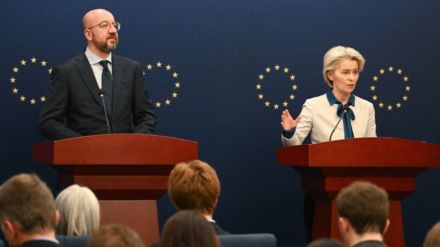 欧中峰会登场 欧盟罕见强硬 双方裂痕加深