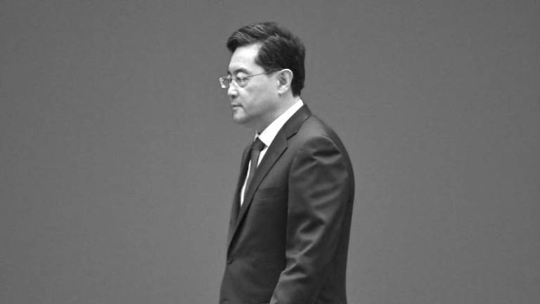王友群：秦剛之死被熱炒 秦剛栽倒有天意