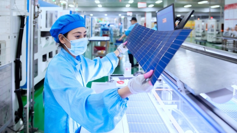 寒冬將至？傳中國太陽能產業醞釀大裁員