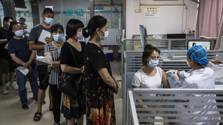 【禁聞】多地重啟中共病毒疫苗接種 民憂後遺症