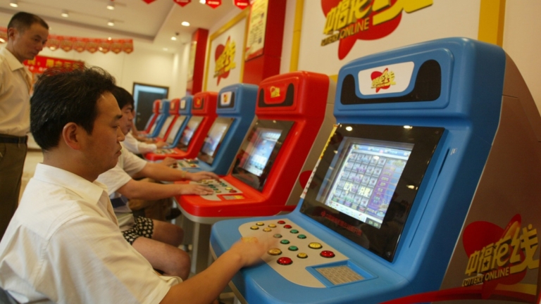 江西彩民10萬元押中2.2億巨獎 民眾質疑