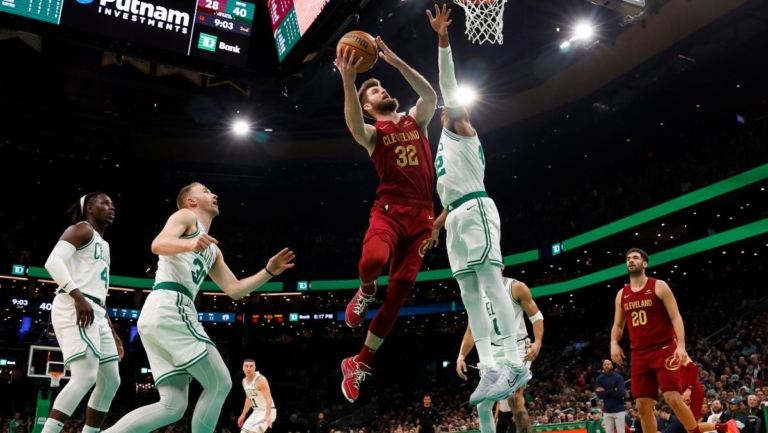 NBA塔圖姆得27分 助凱爾特人勝騎士(組圖)