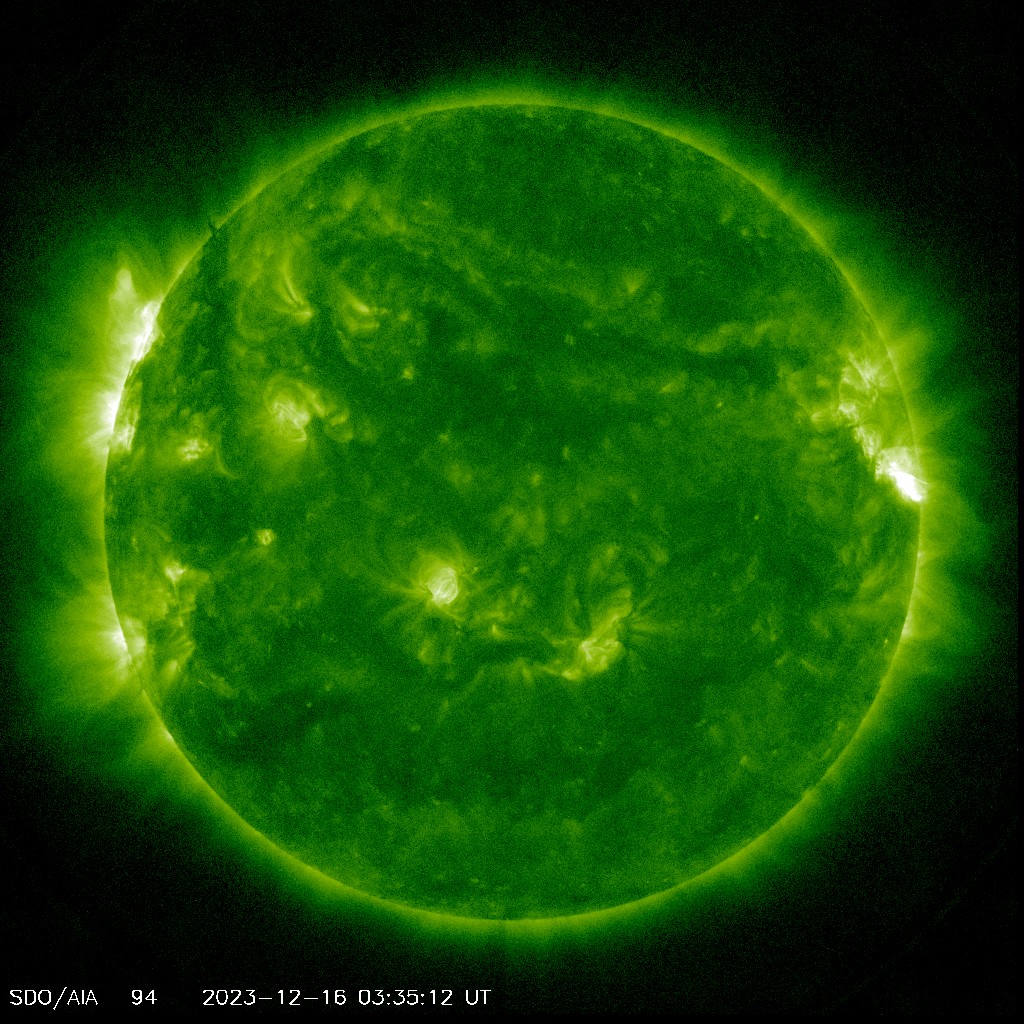 NASA望远镜捕捉到最大太阳耀斑活动